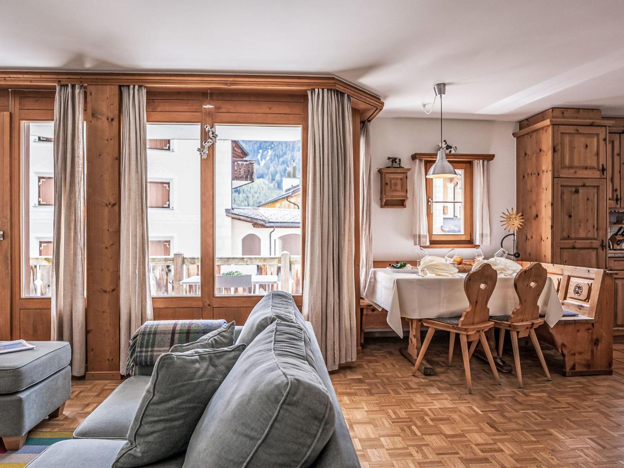Apartment Chesa Mezzaun By Interhome Zuoz Exterior photo